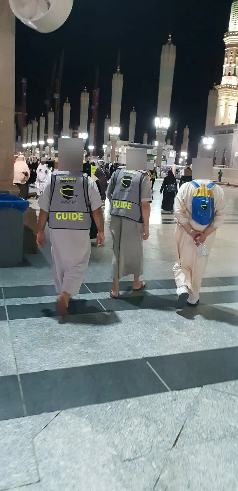 Équipe Makkah Services à la mosquée prophétique de Médine.